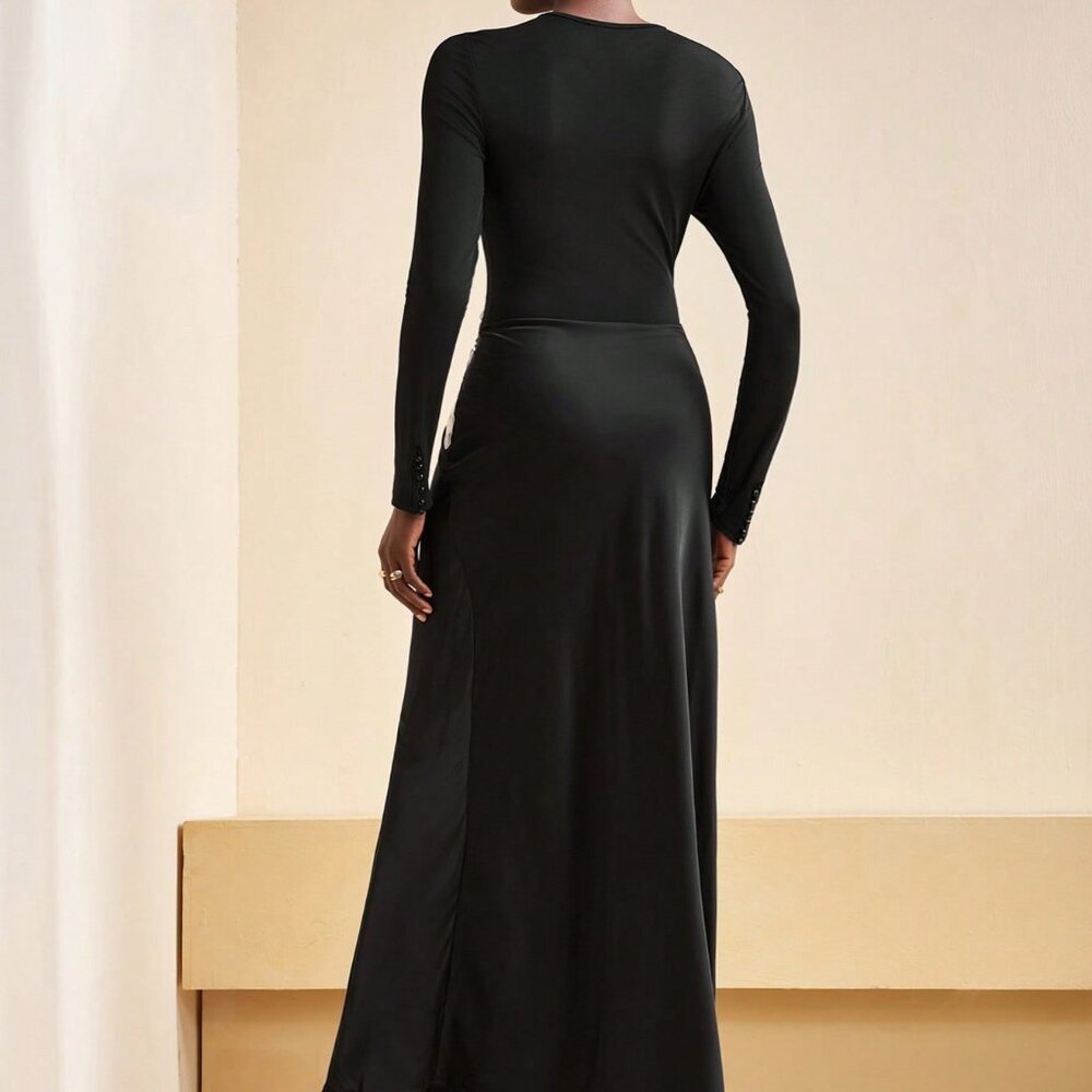 Black Elegant Women's Floral Long Sleeve Maxi Dress - Picture 2 of 8